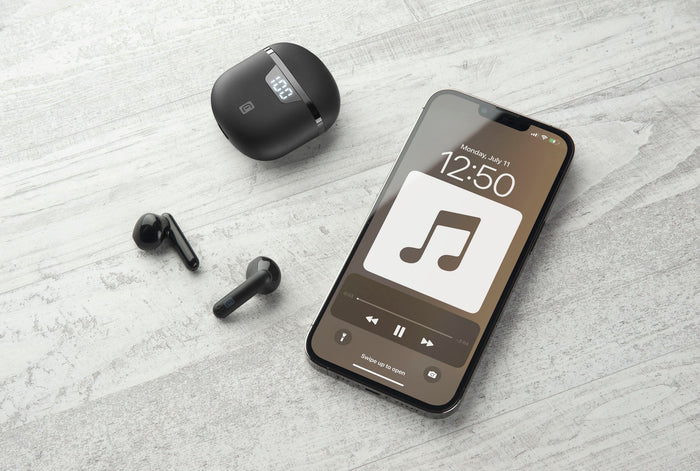 سماعات أذن لاسلكية Seek TWS، تصميم مريح وصوت عالي الجودة مع حرية تشغيل حتى 15 ساعة.