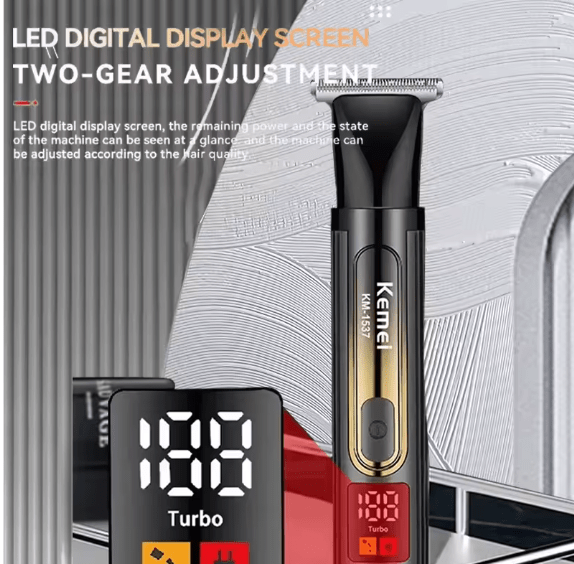 ماكينة حلاقة Kemei 4-in-1 مقاومة للماء IPX6، تصميم مريح وخفيف، مثالية للاستخدام المنزلي والسفر بسهولة.